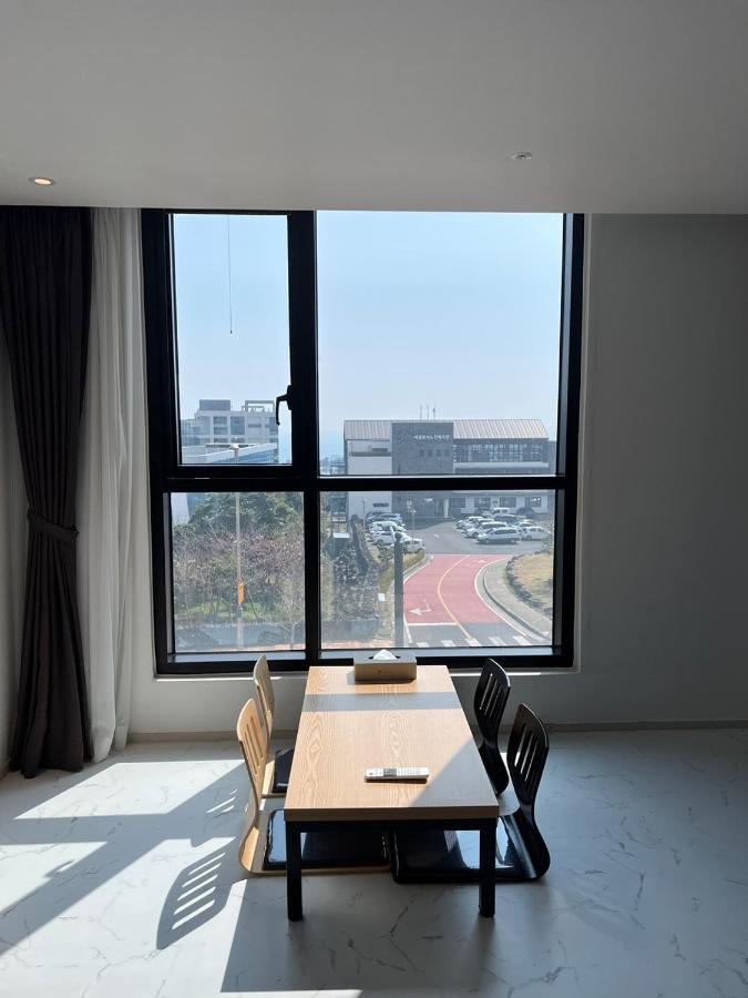 Jeju Pureun Hotel Szogüpho Kültér fotó