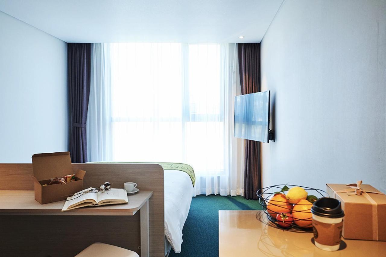 Jeju Pureun Hotel Szogüpho Kültér fotó