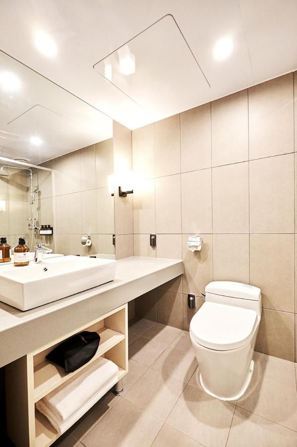 Jeju Pureun Hotel Szogüpho Kültér fotó