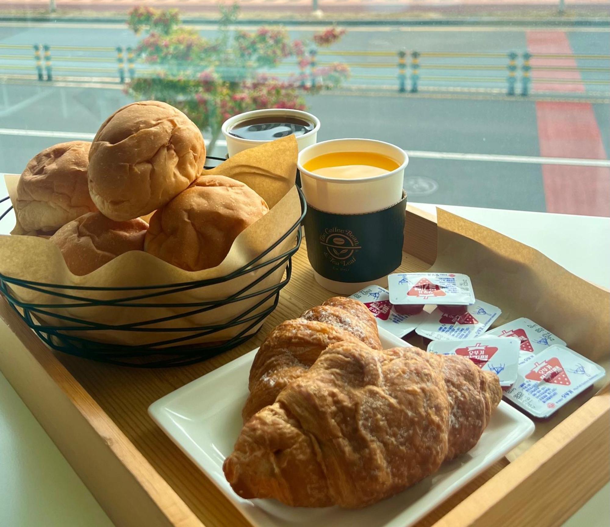 Jeju Pureun Hotel Szogüpho Kültér fotó